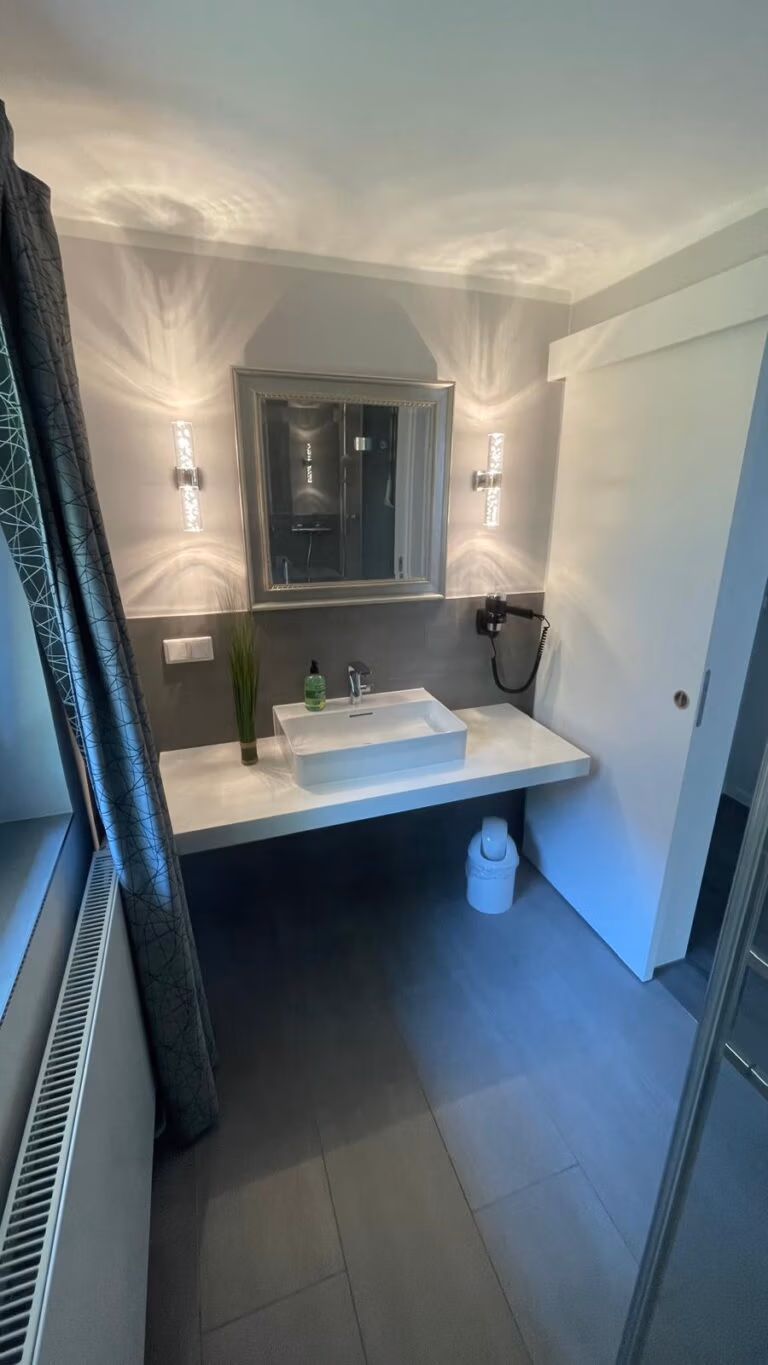 Badezimmer 2 Ferienhaus Buschvitz